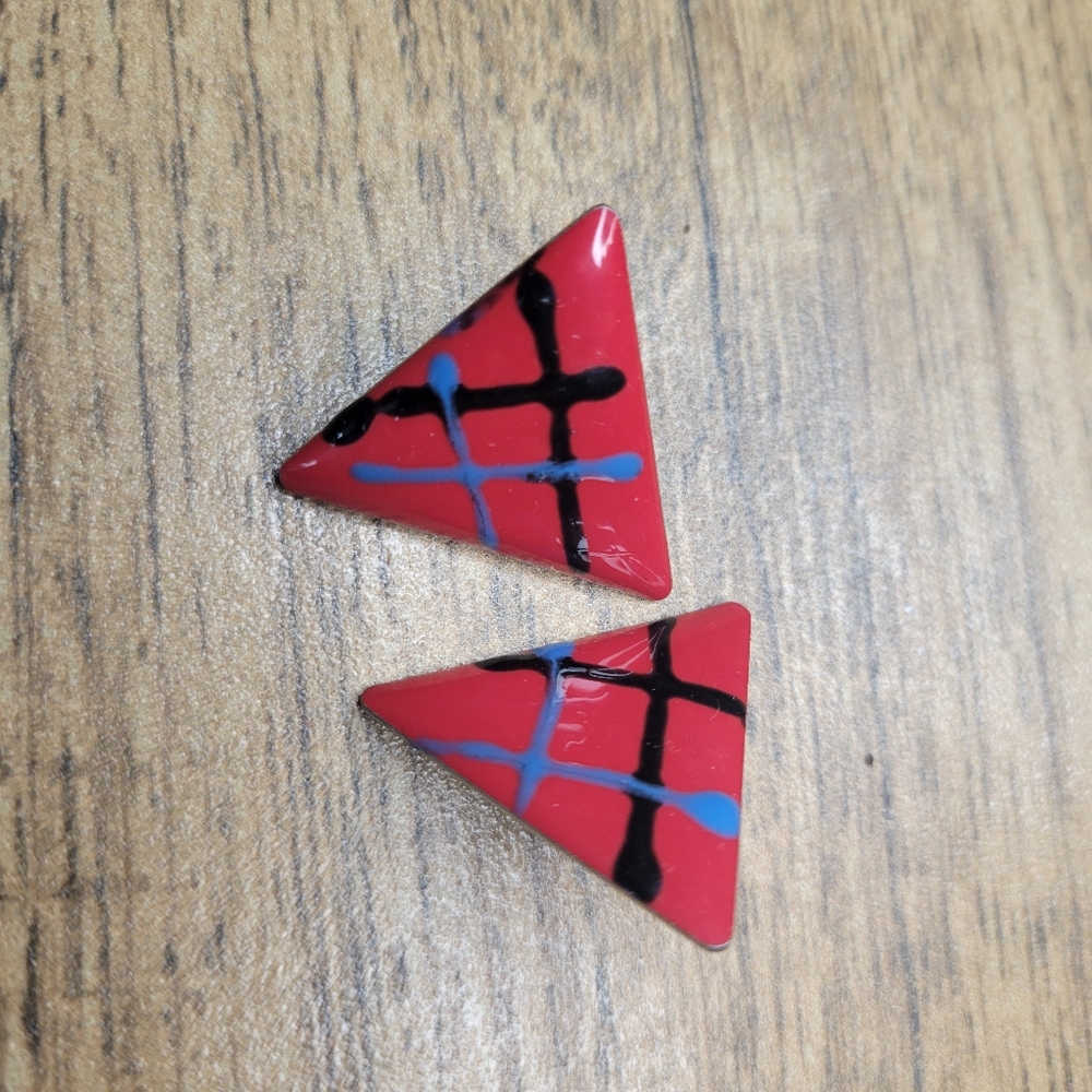 vintage 80s abstract red triangle pair of earrings